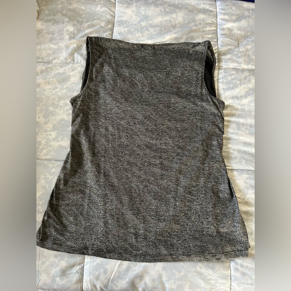COCOMO Women’s Sleeveless shirt, Size 2X - Picture 6 of 6